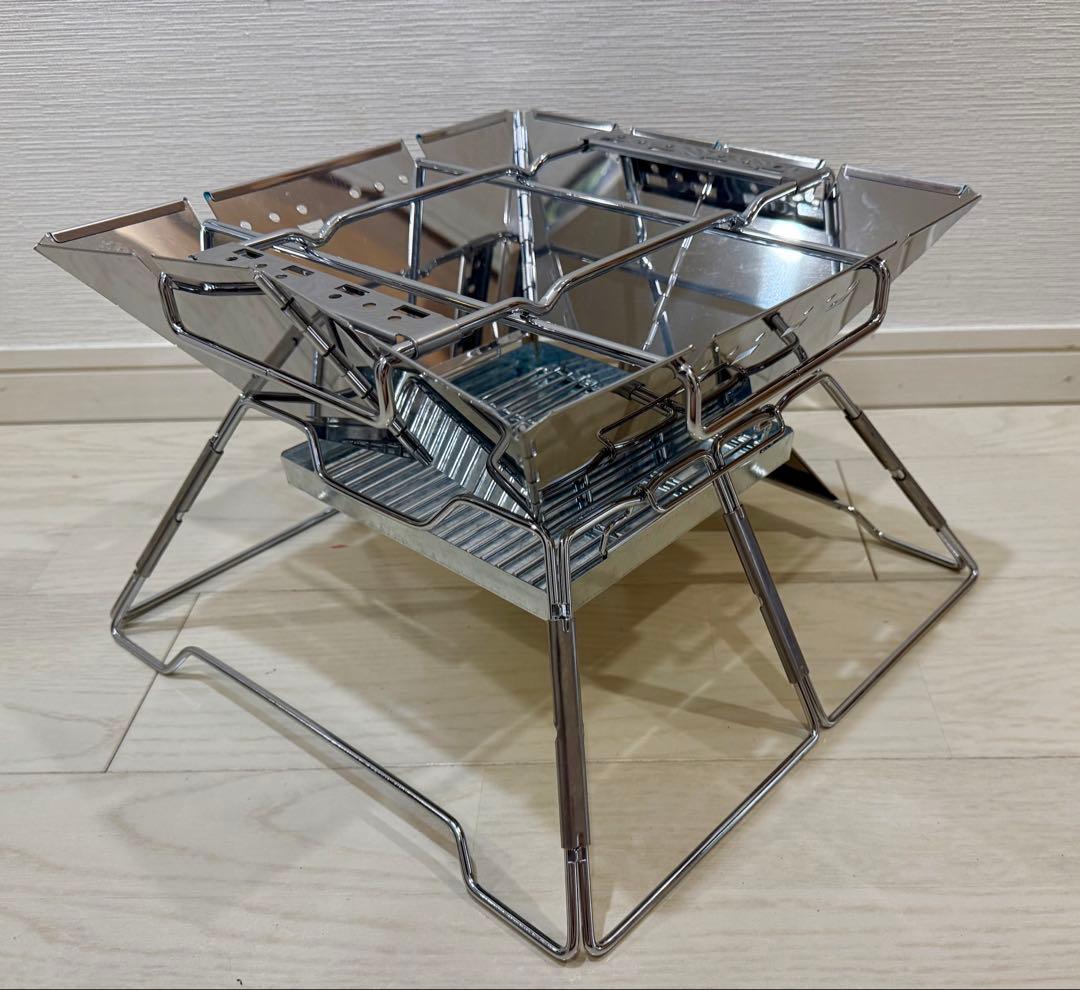 【未使用品】ロゴス　ザピラミッドタキビ　Mサイズ　焚き火台