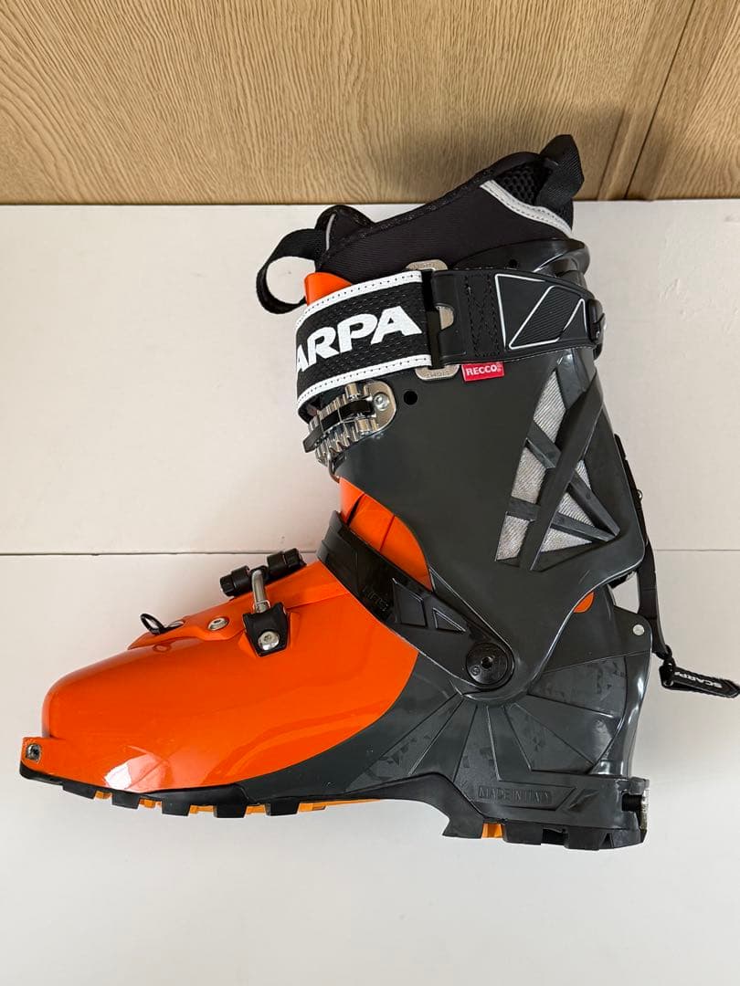 SCARPA Maestrale バックカントリーブーツ 25.5