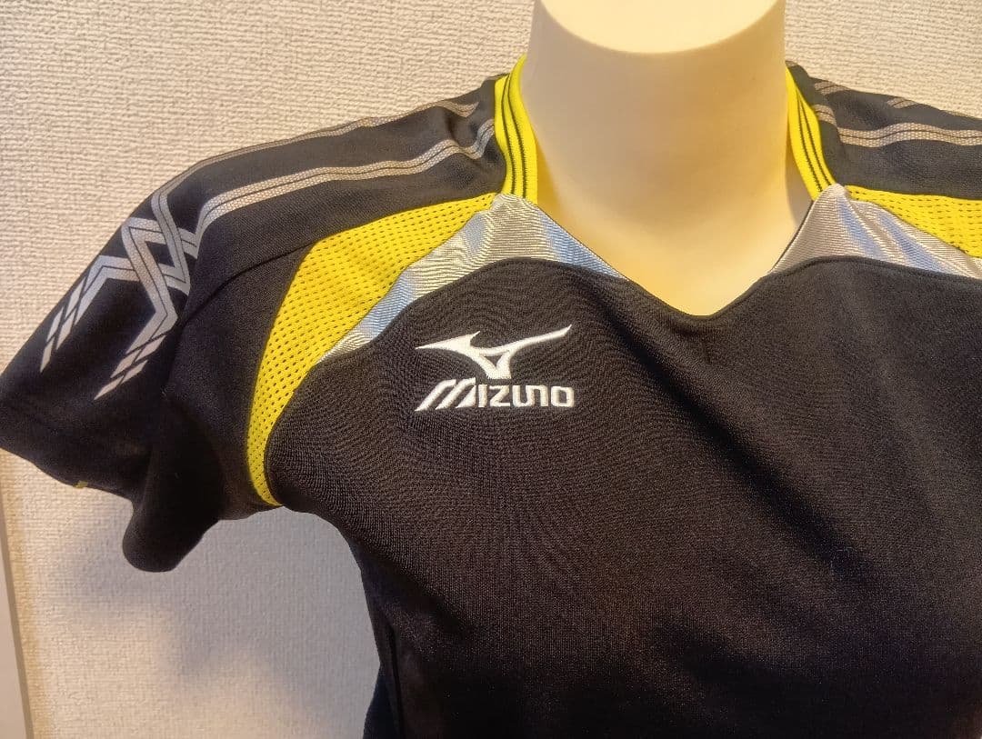 ミズノ Mizuno バレーボール ユニフォーム Mサイズ プラクティスシャツ