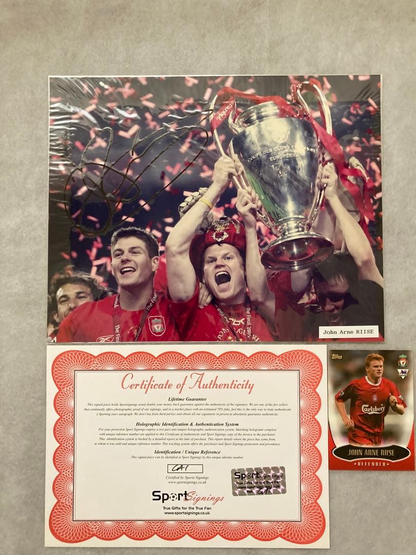 リバプールFC ヨンアルネリーセ直筆サインフォトフレーム(05CL優勝記念品)