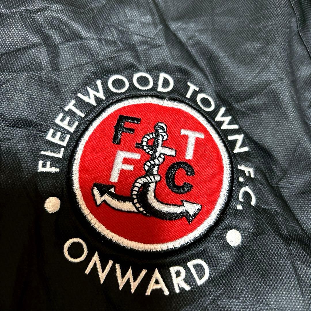 【激レア】フリートウッド・タウンFC ベンチコート ヒュンメル イングランド