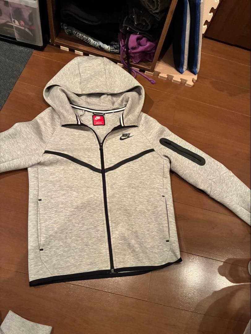 Nike テックフリース　即買い⭕️