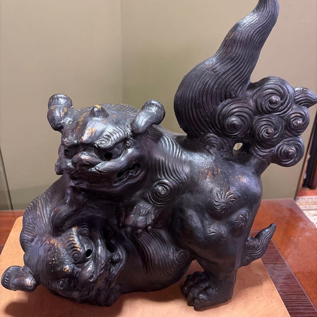備前焼　絡み獅子