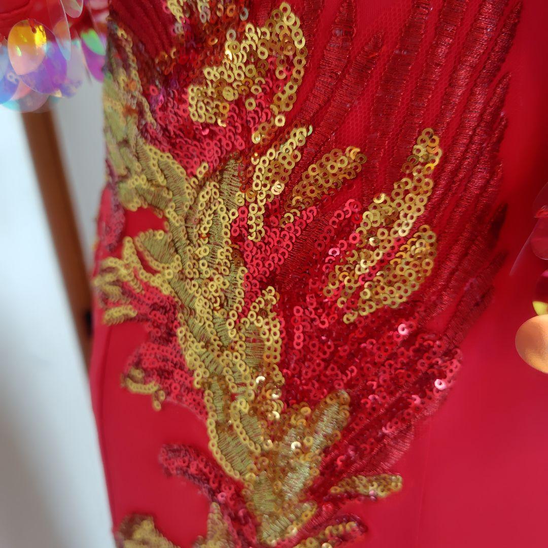 Ymiko！燃える赤のドレスと黒のトップス2点おまとめ