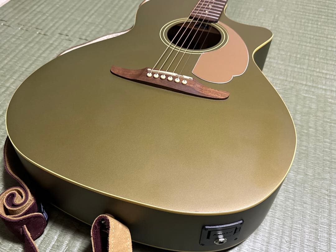 fender エレアコ　Newporter Player オリーブサテン　美品