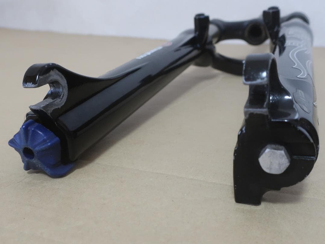 【フロントサスペンション】Manitou Black Super【26インチ用】