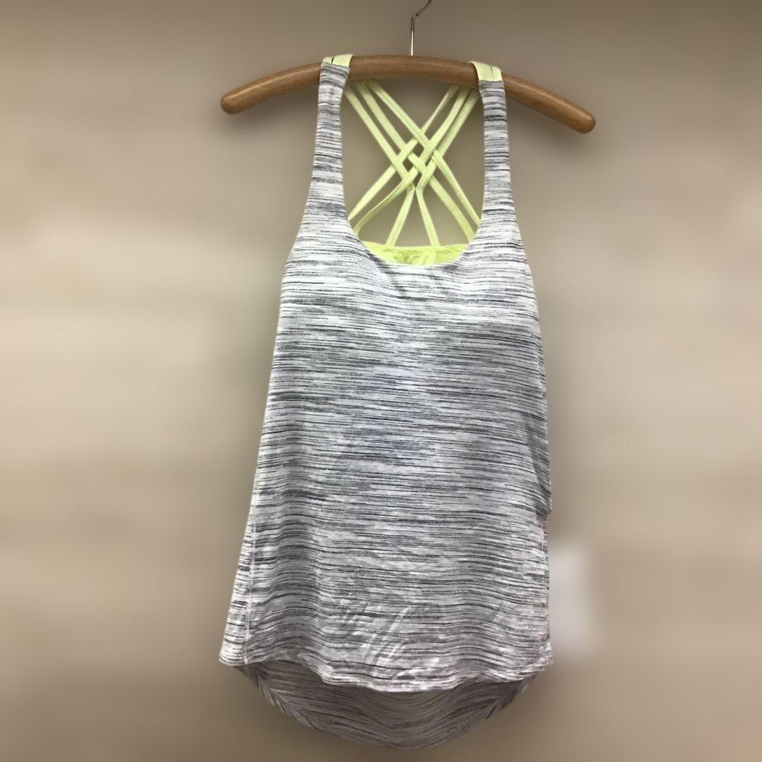 Lululemon ストラップ付きタンクトップ ヨガウエア　新品　ルルレモン