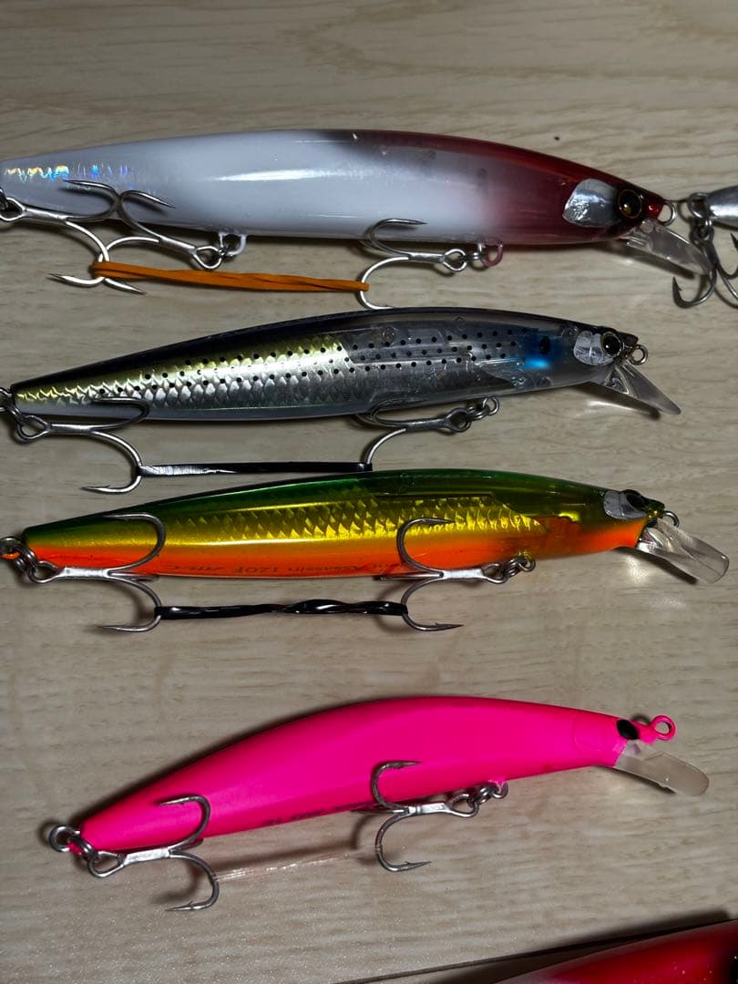 チ*ズ様 【豪華13点セット】サーフ特化ルアーまとめ売り 未使用多数