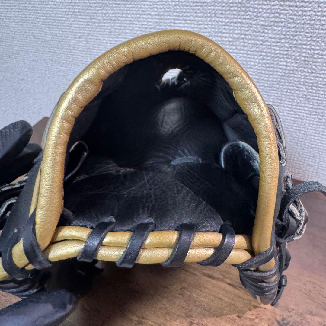 Wilson ウィルソン　オールラウンド　グローブ 軟式 黒×金 土手紐抜