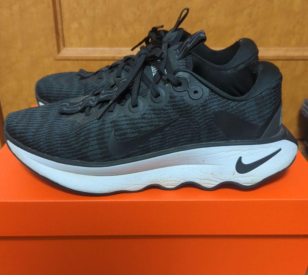 最終値下げ!! ナイキ WMNS NIKE MOTIVA
