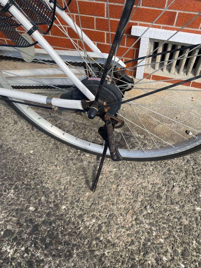ホワイト シティサイクル メッシュバスケット付き