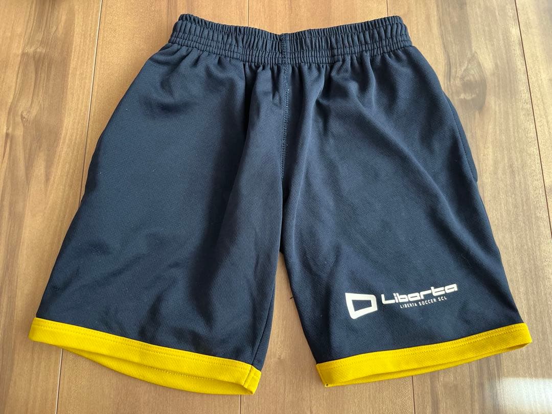 Liberta リベルタ　サッカースクール　ユニフォームジャージセット売り