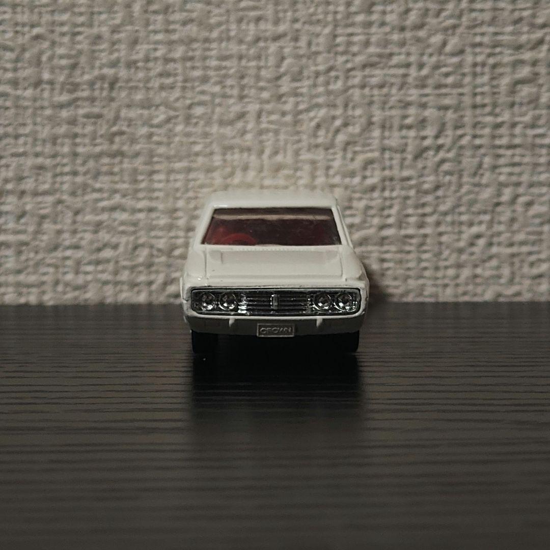TOMICA　トミカ　ニュークラウン　箱付き
