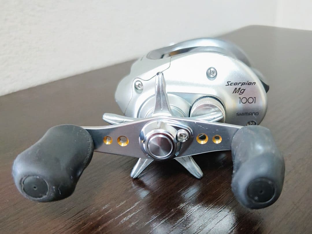 シマノ 04スコーピオンMG 1001 左巻き 軽量 マグネシウムボディ