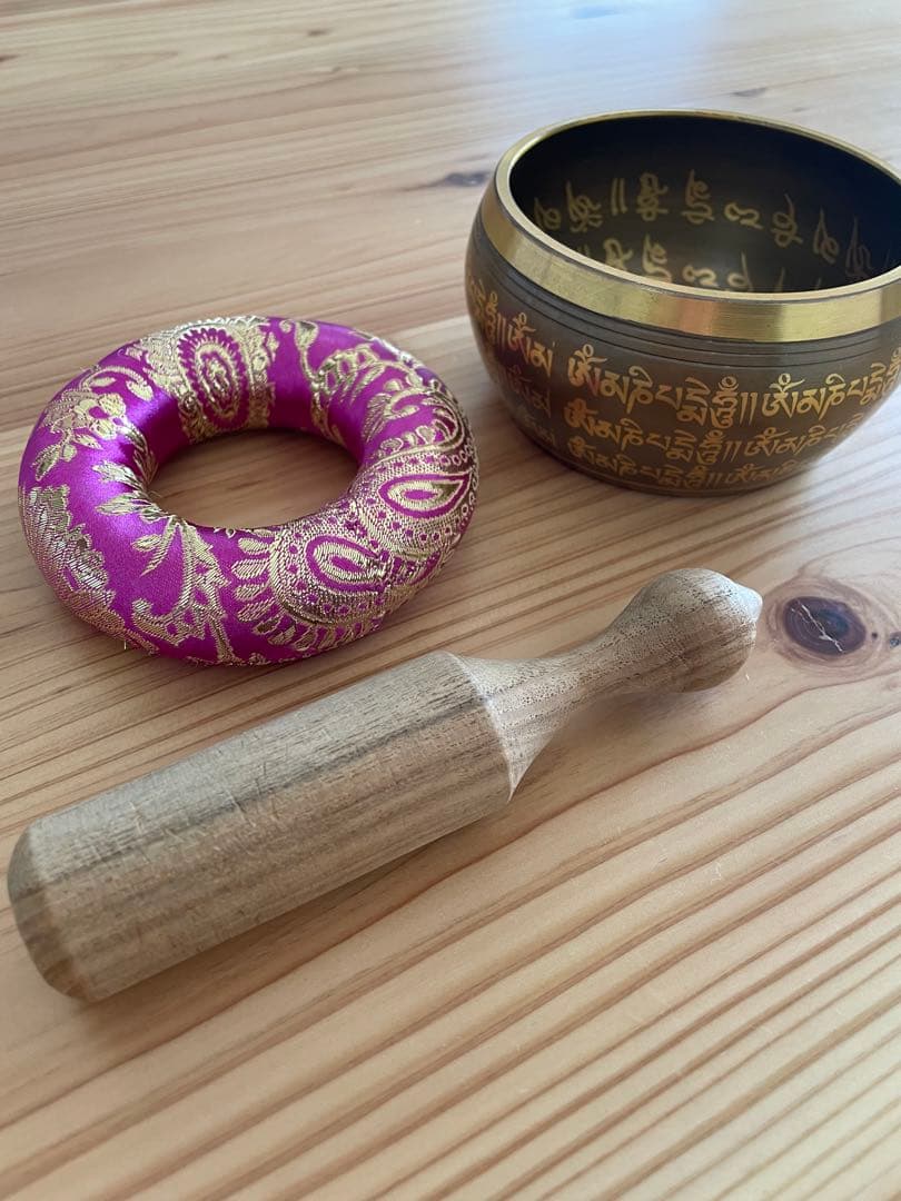 美品　タイにて購入　シンキングボウル　ヨガ　瞑想