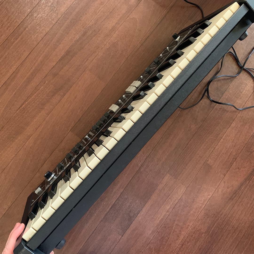 Roland RS-09 オルガン　ストリングス　キーボードジャンク扱い