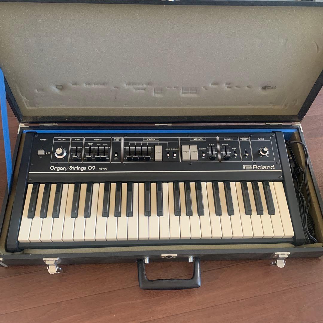Roland RS-09 オルガン　ストリングス　キーボードジャンク扱い