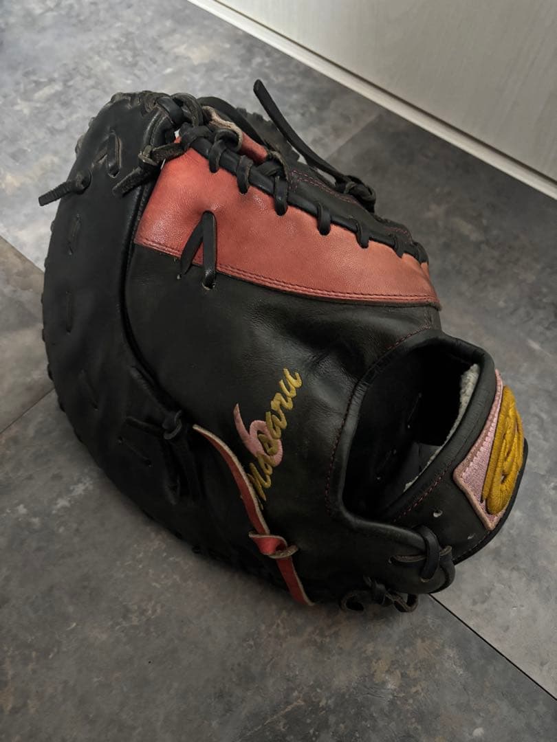 ドナイヤ 軟式ファーストミット