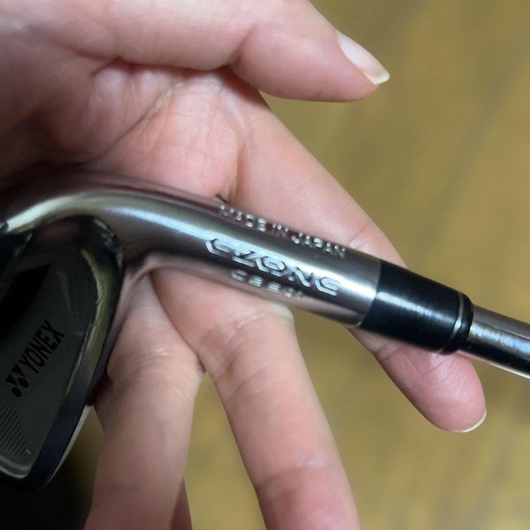 ヨネックス　5アイアン　ダイナミックゴールド105 S200