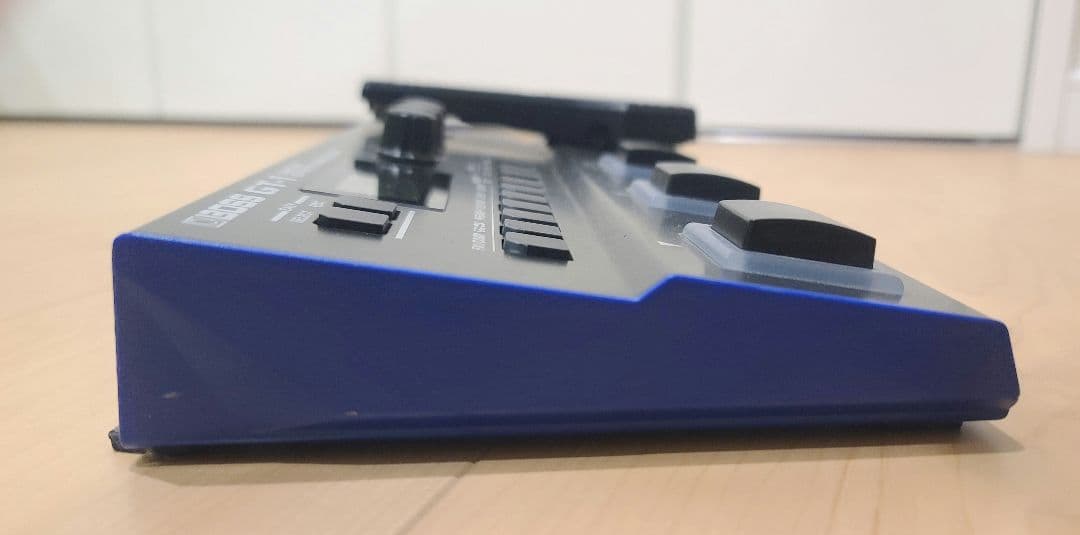 【美品中古】BOSS GT-1 マルチエフェクター【ACアダプター&解説本付き】