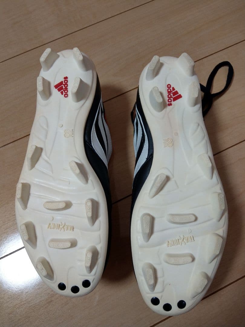 adidas [プレデタープレシジョン]　サッカースパイク