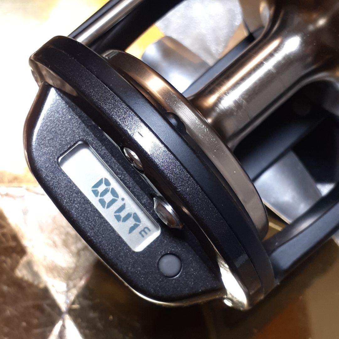 ダイワ 巨鯉 40W ベイトリール 遠投釣り 石鯛 イシダイ美品