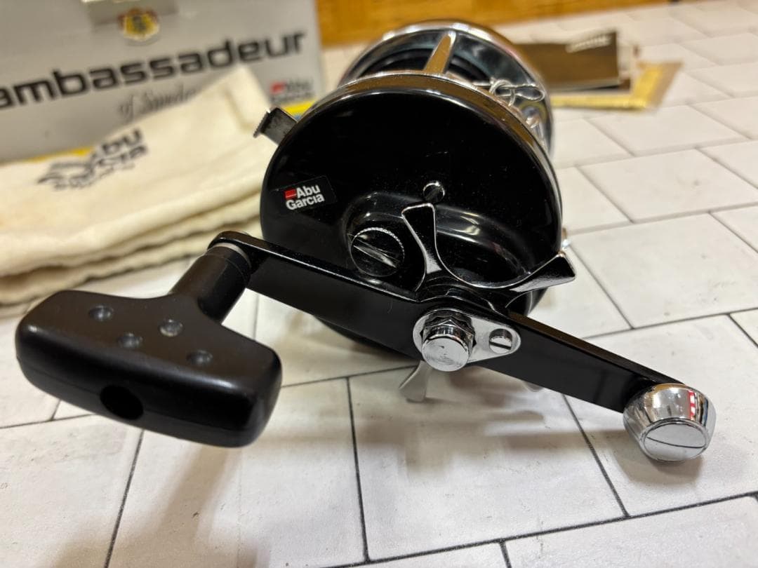 【中古品】AbuGarcia ambassadeur 9000CL リール