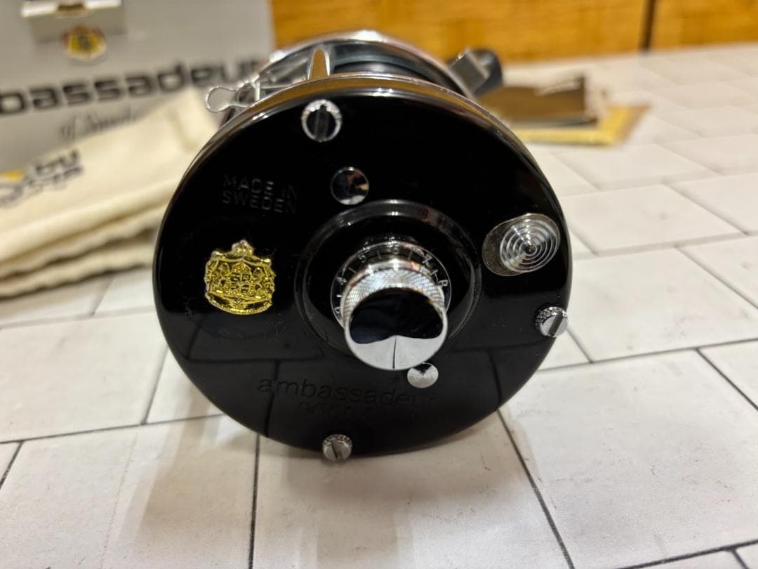 【中古品】AbuGarcia ambassadeur 9000CL リール
