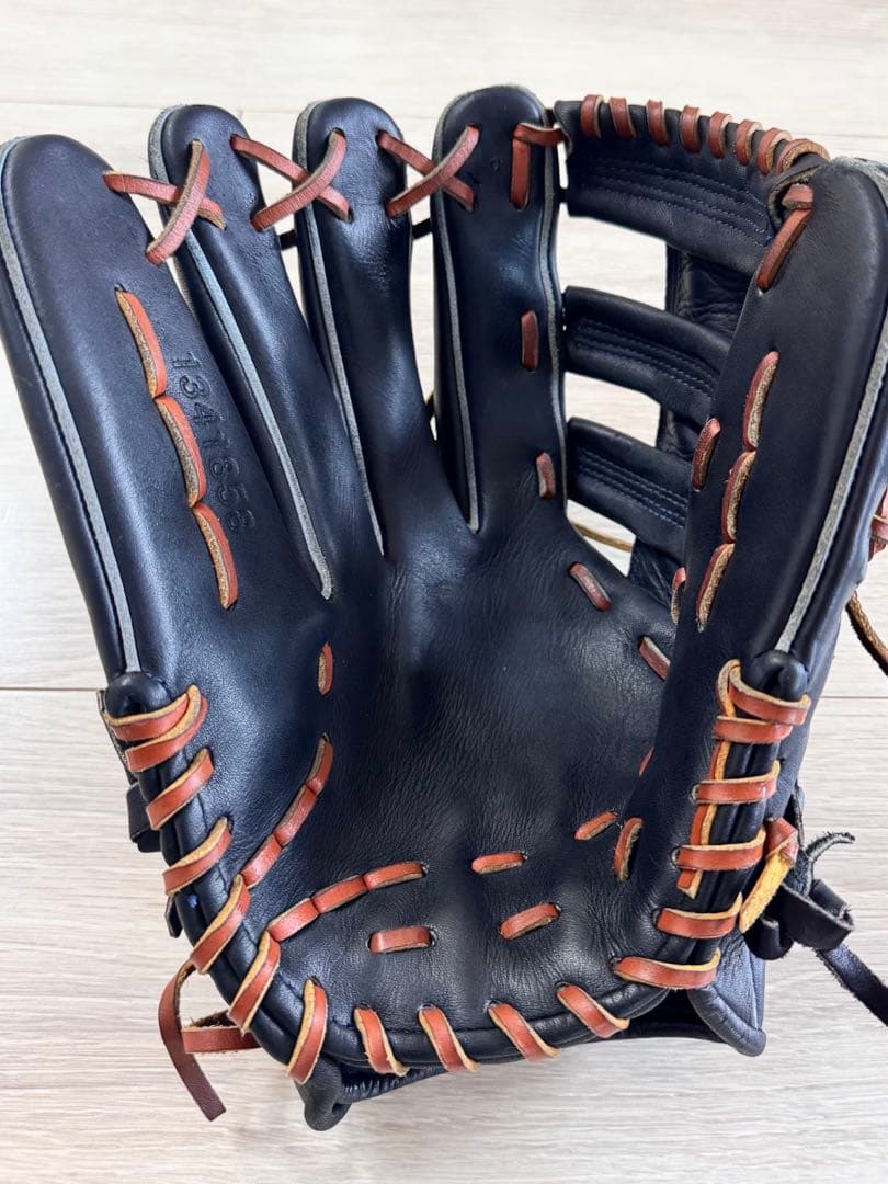 美品 （左利き 外野手用）アンダーアーマー 硬式用グローブ 1341858