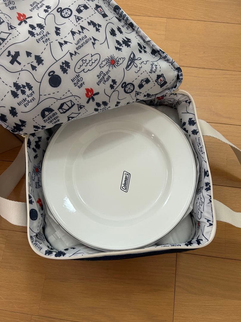新品 コールマン エナメルディッシュウェアセット 食器セット キャンプ