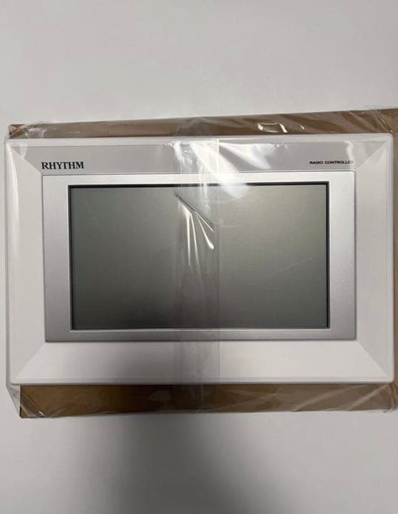 送料無料　RHYTHM リズム　フィットウェーブ　置時計　電波時計　白