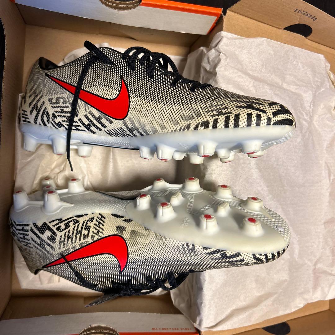 Nike スパイクシューズ ホワイト/ブラック/レッド　28.5cm
