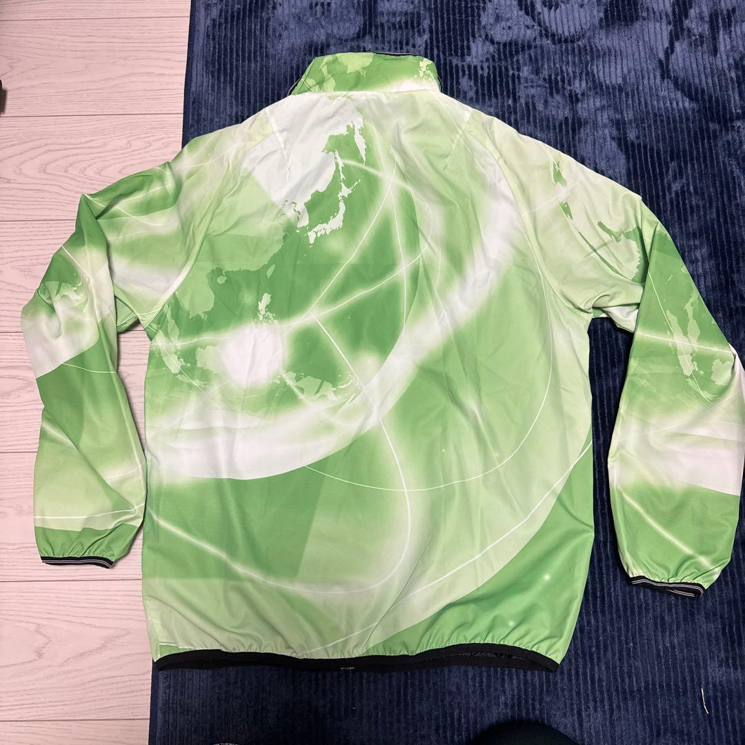 DESCENTEウインドブレーカーLサイズ