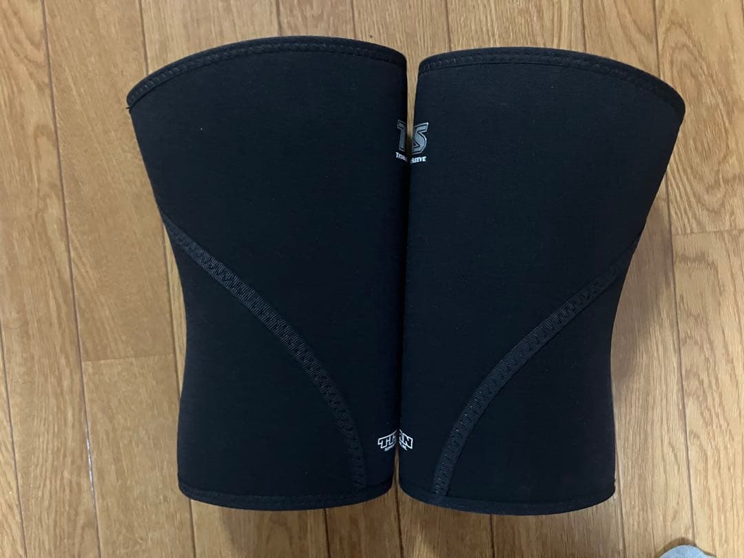 TKS Titan Knee Sleeves ブラック　L