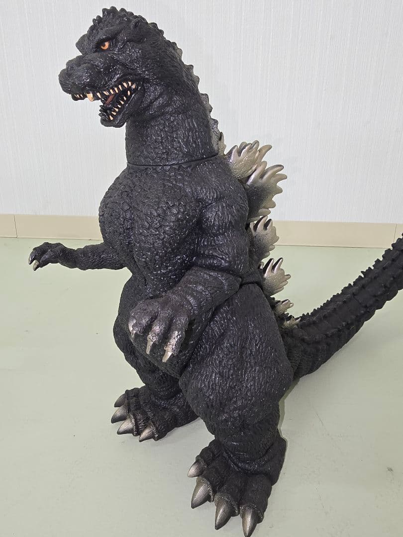 ゴジラ ソフビ②