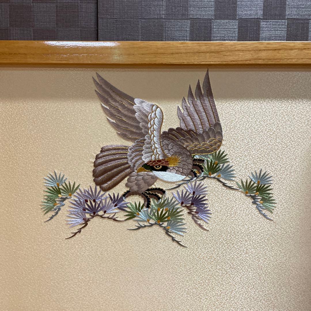 五月人形　端午の節句　屏風　ケヤキ色鷹(刺繍)