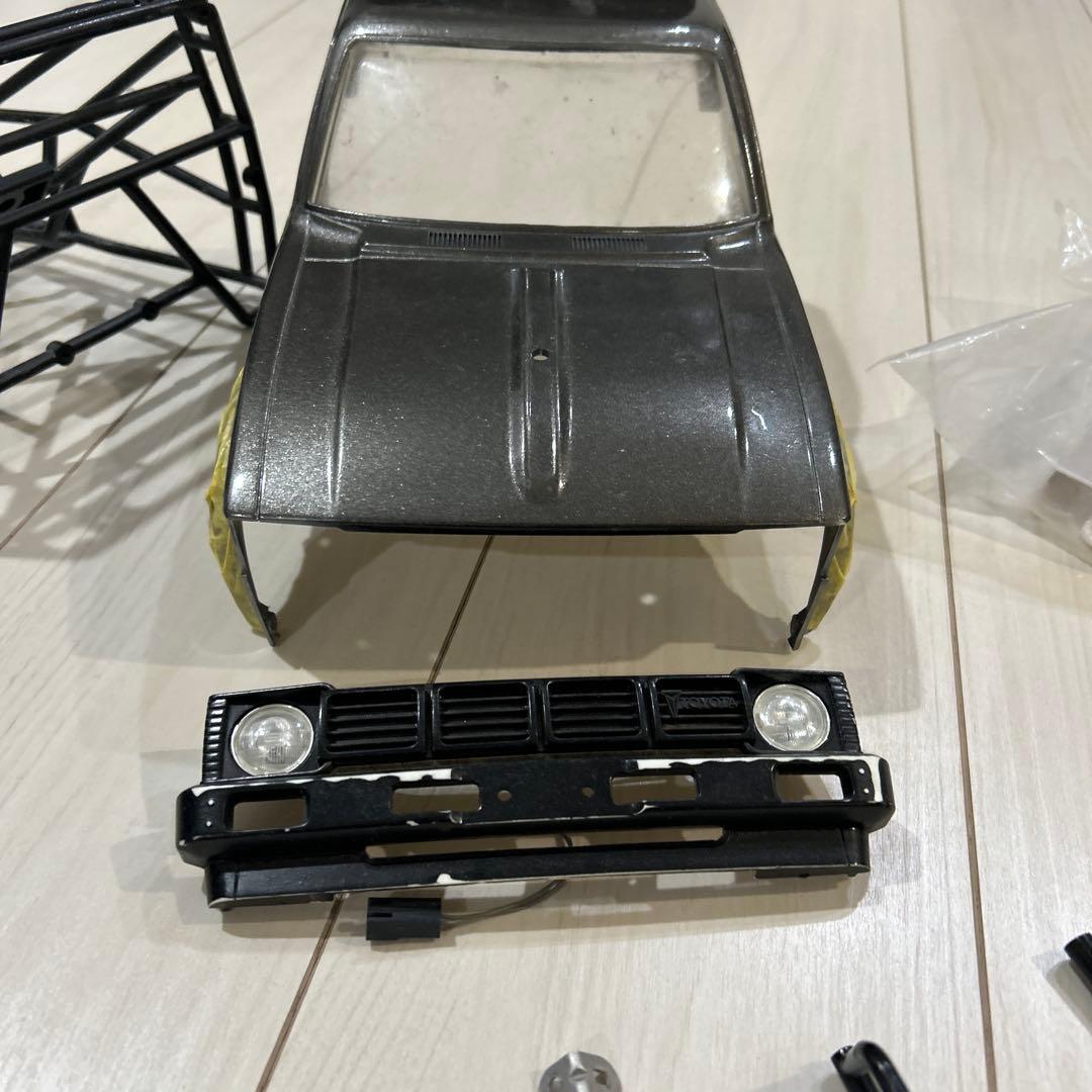 ハイラックス　プラボディー　制作途中品