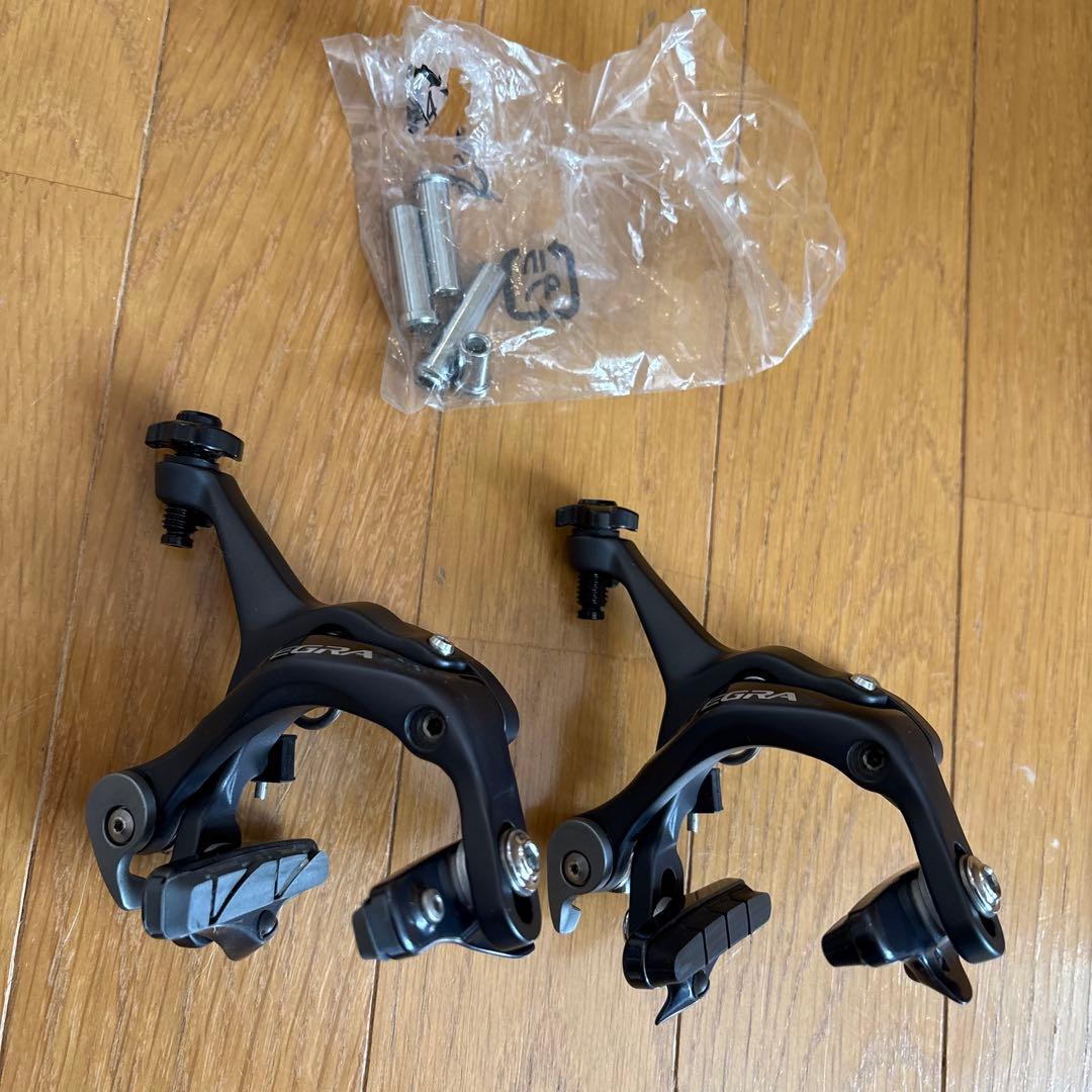シマノBR-6800 ULTEGRA キャリパー　ブレーキ　１台分