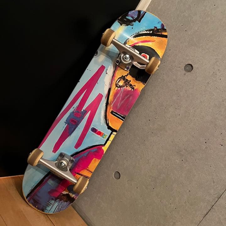 Colours Collectiv デッキ　スケボー