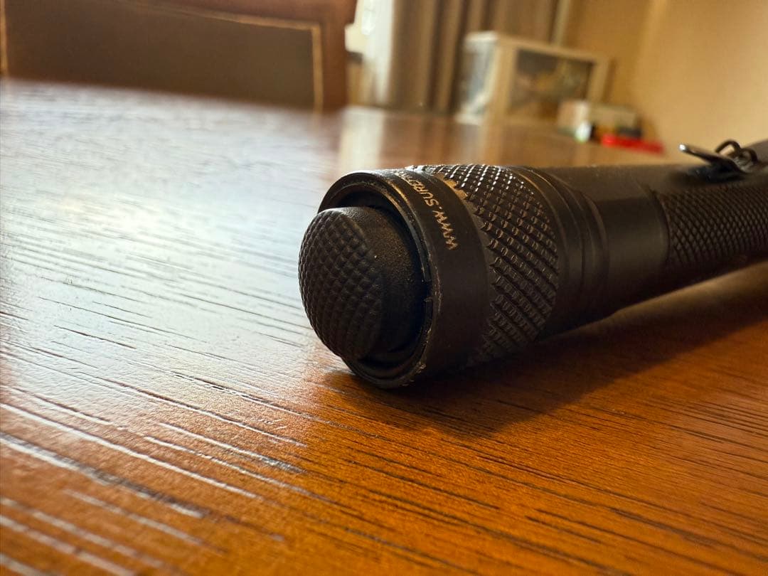 SUREFIRE E2L AA-A OUTDOORSMAN 懐中電灯