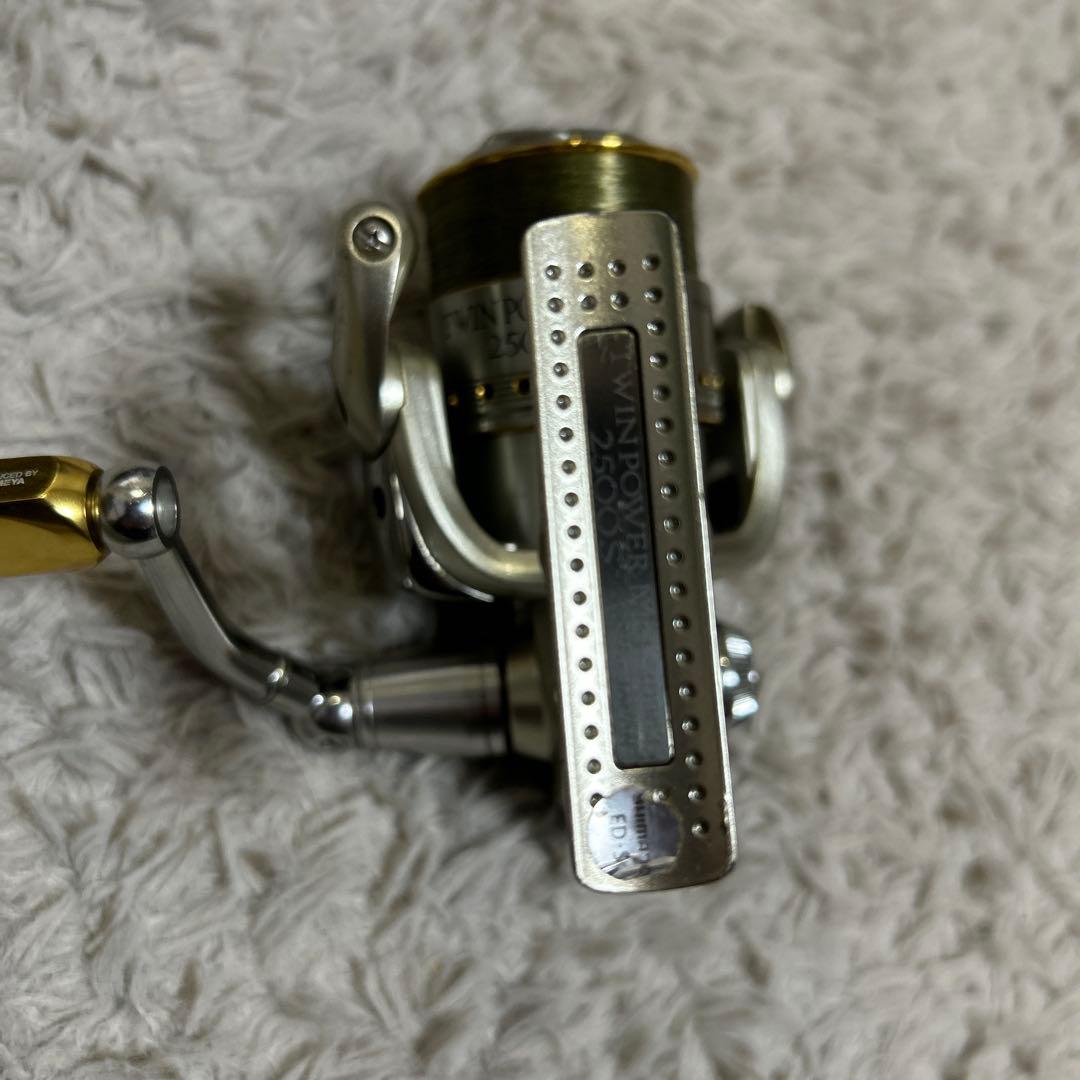 SHIMANO 06 ツインパワー Mg 2500S スピニングリール