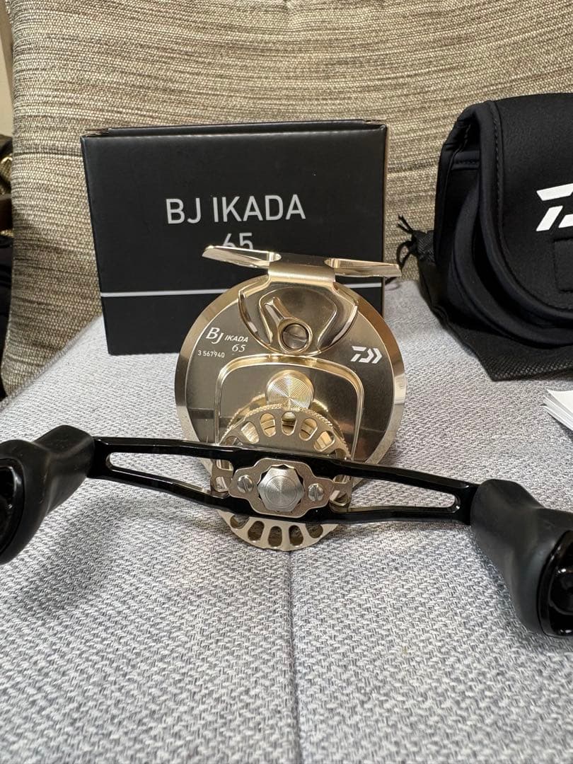 美品　ダイワ　BJ IKADA 65リール右巻
