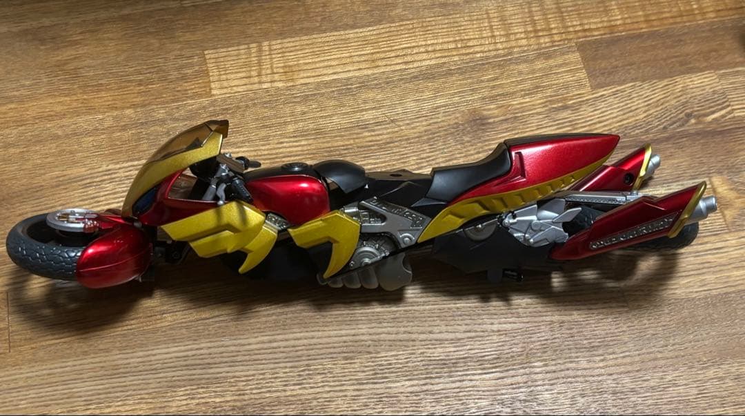 マシントルネイダーex 仮面ライダーアギト バイク フィギュアーツ 真骨彫 手首