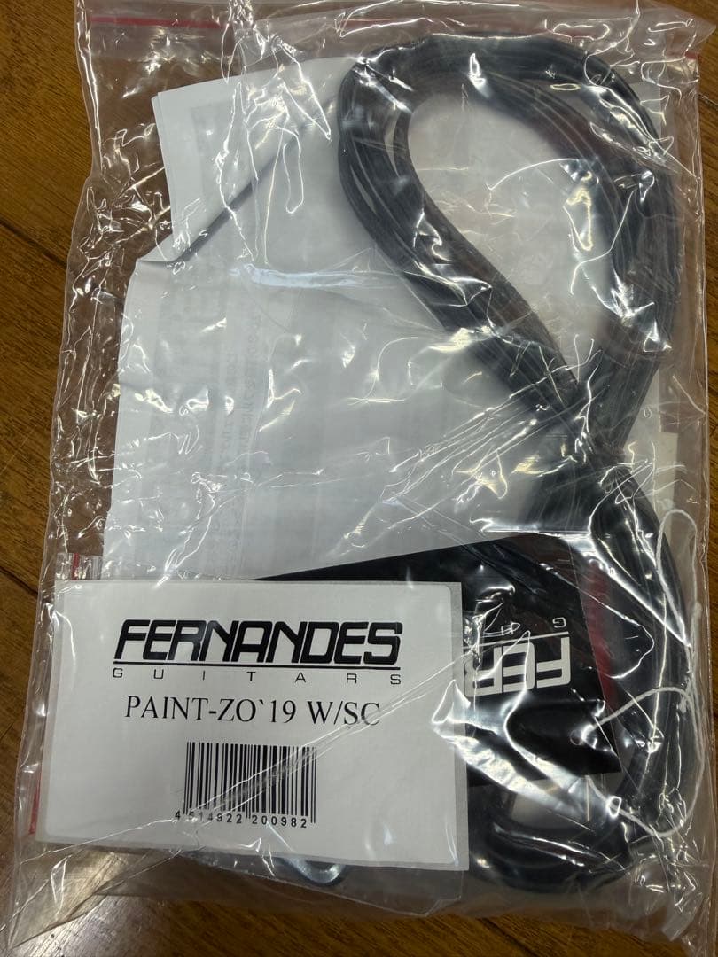 FERNANDES ZO-3 hideモデル PAINT-ZO24