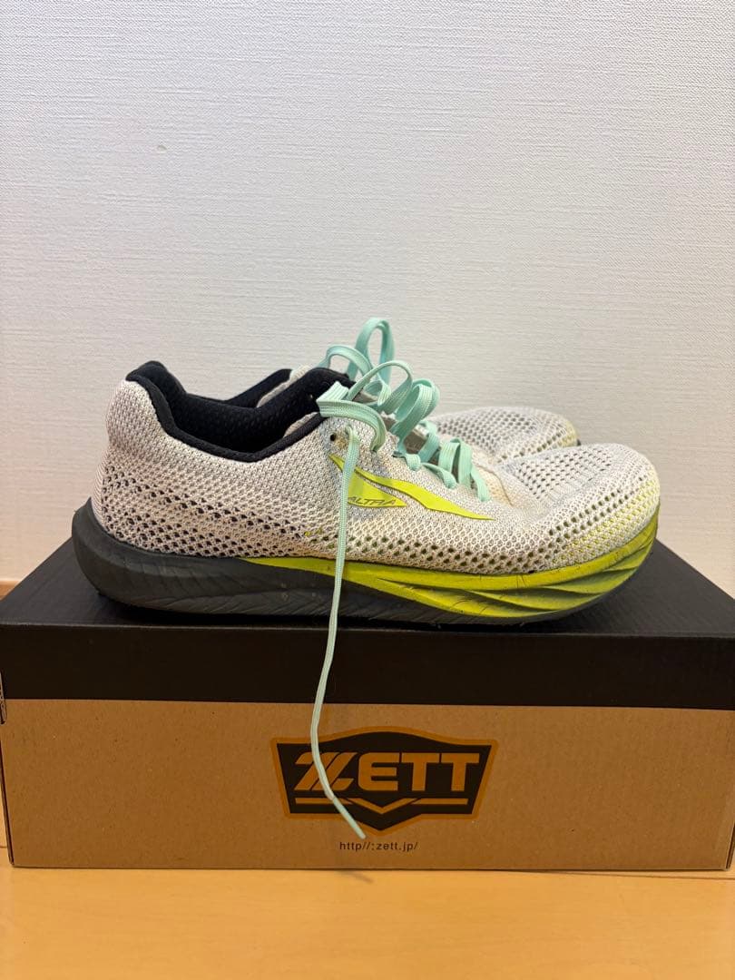 ALTRA エスカランテレーサー2