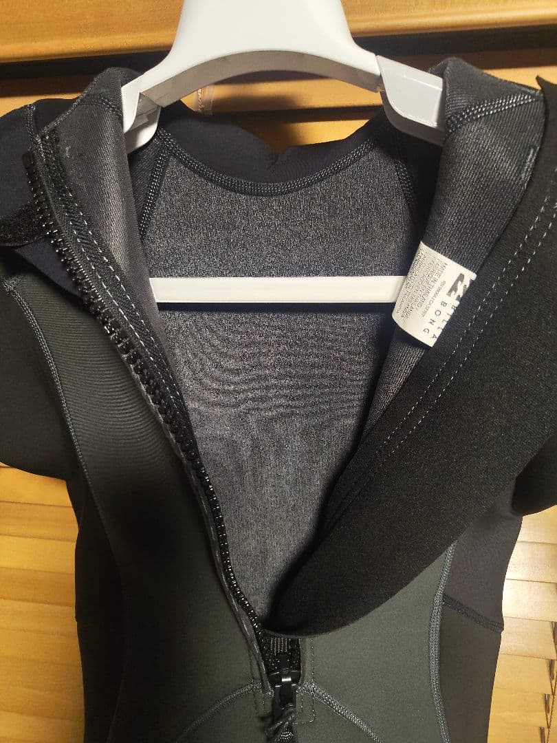 ビラボン　BILLABONG スプリングウェットスーツ 150 子供　新品未使用
