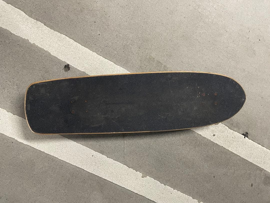 カーバー　スケートボード　サーフィン　carver U4
