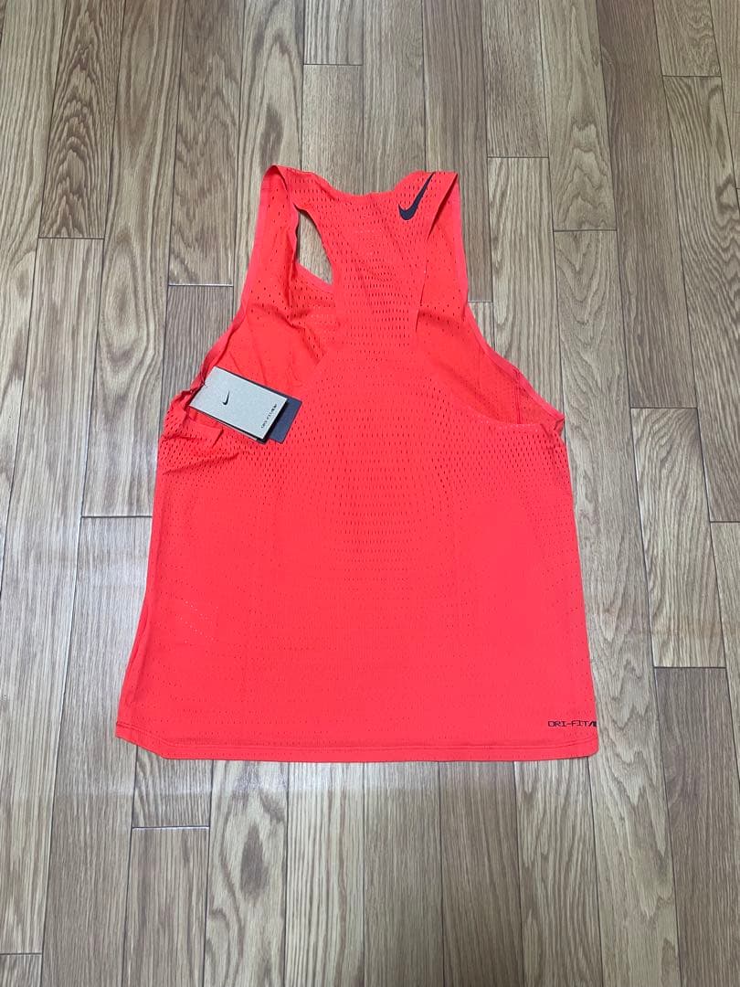 新品 L ナイキ エアロスイフト ランニングシングレット　Lサイズ