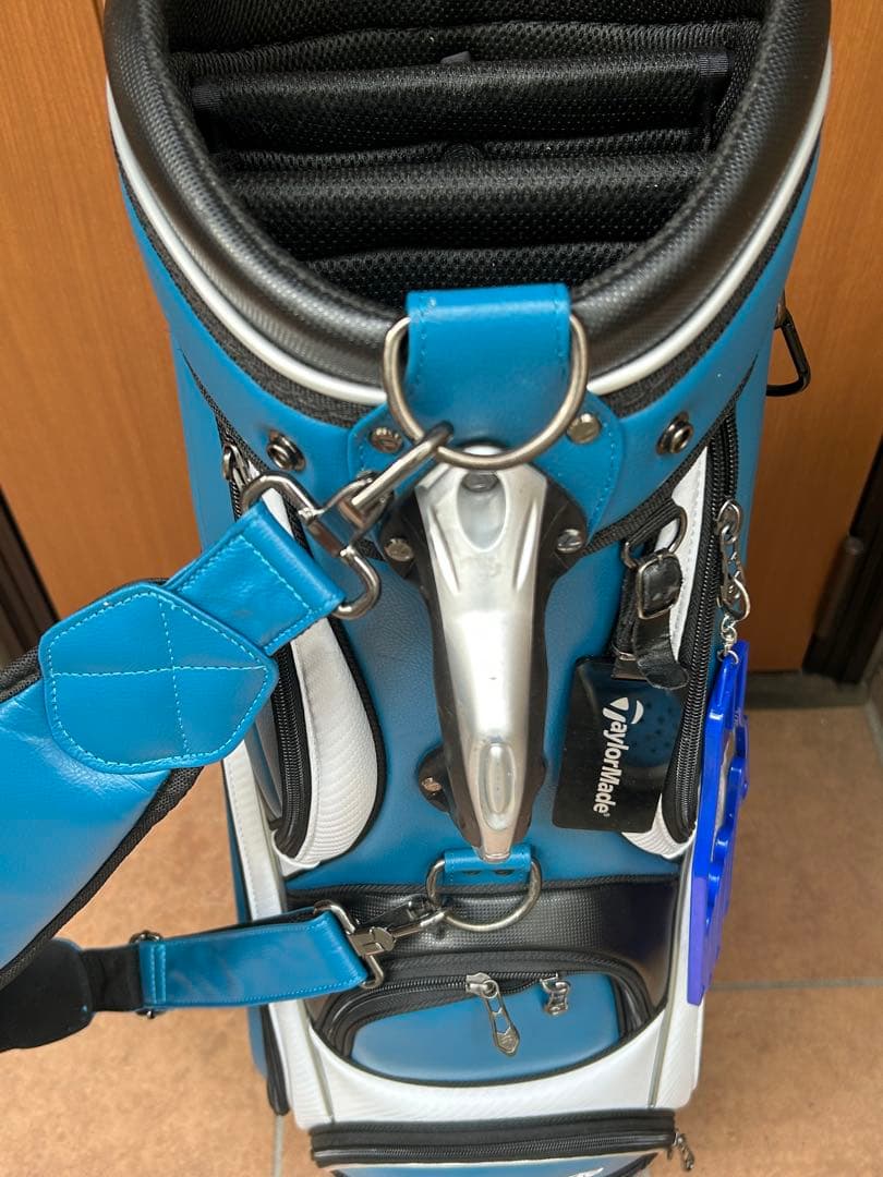 TaylorMade キャディバッグ 9.5型　3.9kg カバーつき