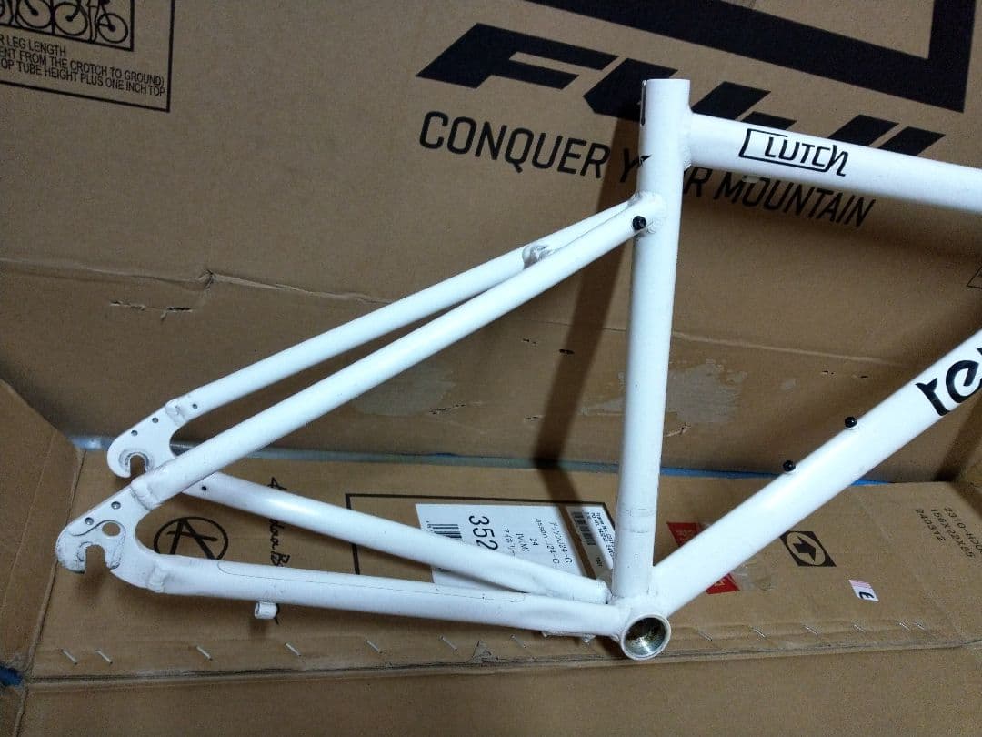 tern CLUTCH クロスバイク